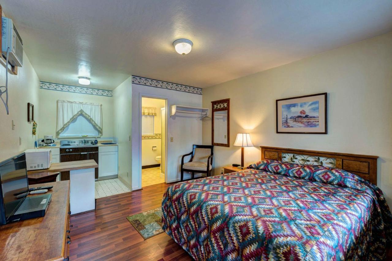 Lake Shasta Lodge Lakehead Экстерьер фото