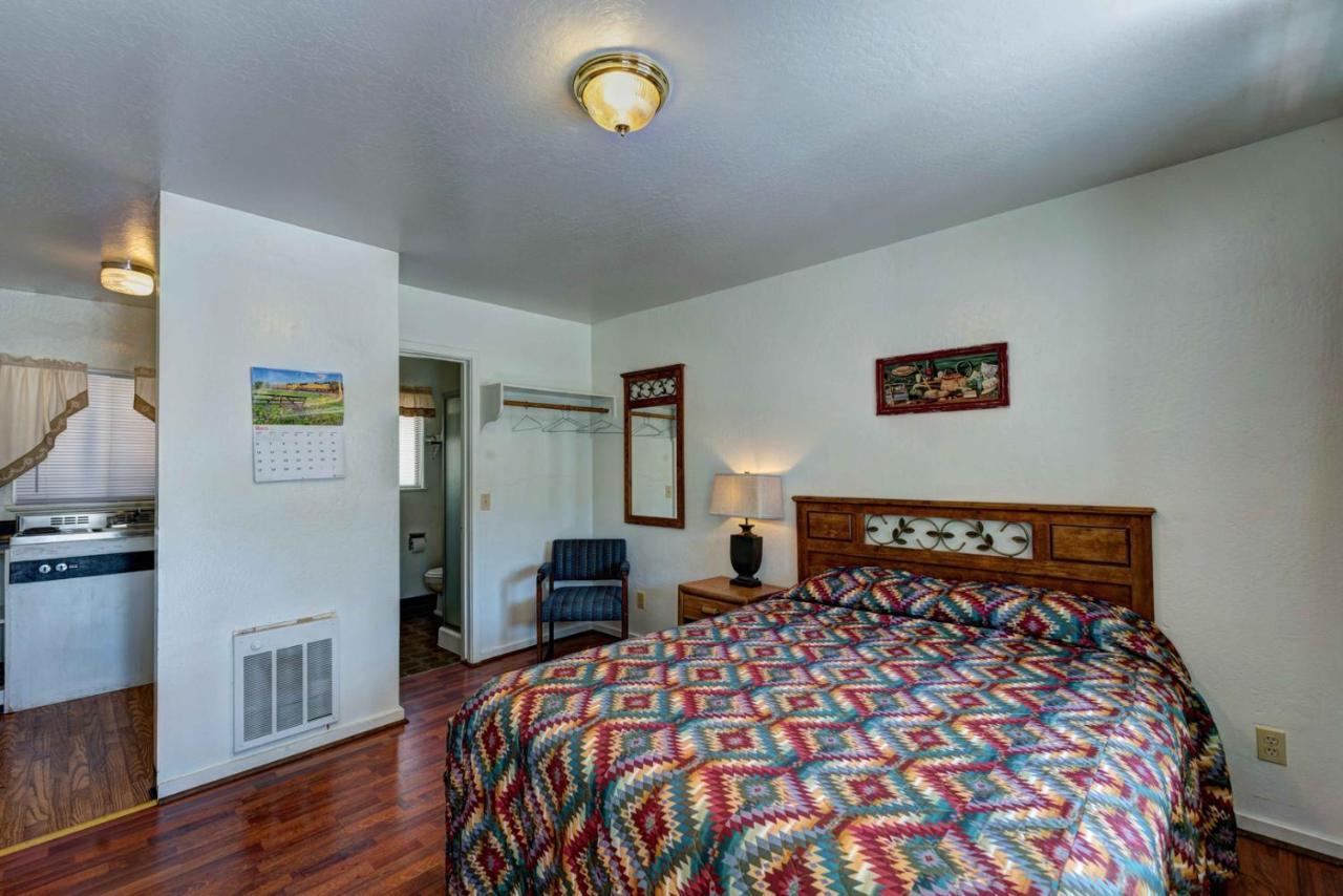 Lake Shasta Lodge Lakehead Экстерьер фото